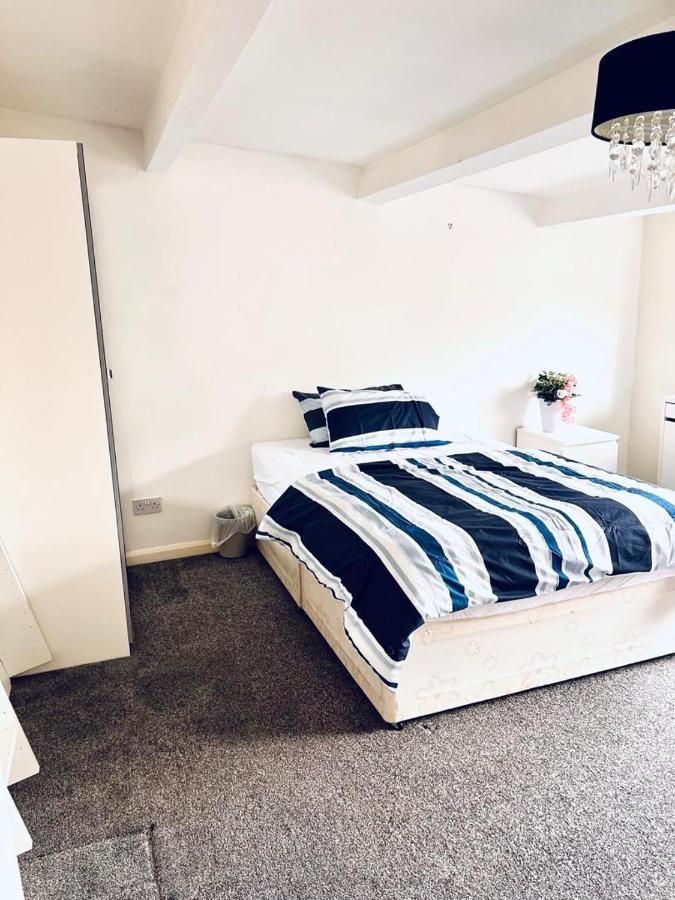 Private Room Close To Leeds University And City Centre Kültér fotó