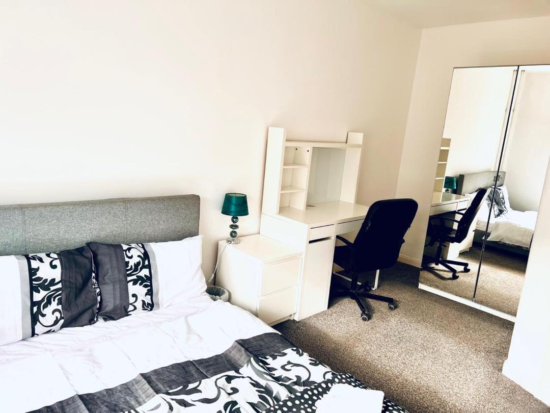 Private Room Close To Leeds University And City Centre Kültér fotó